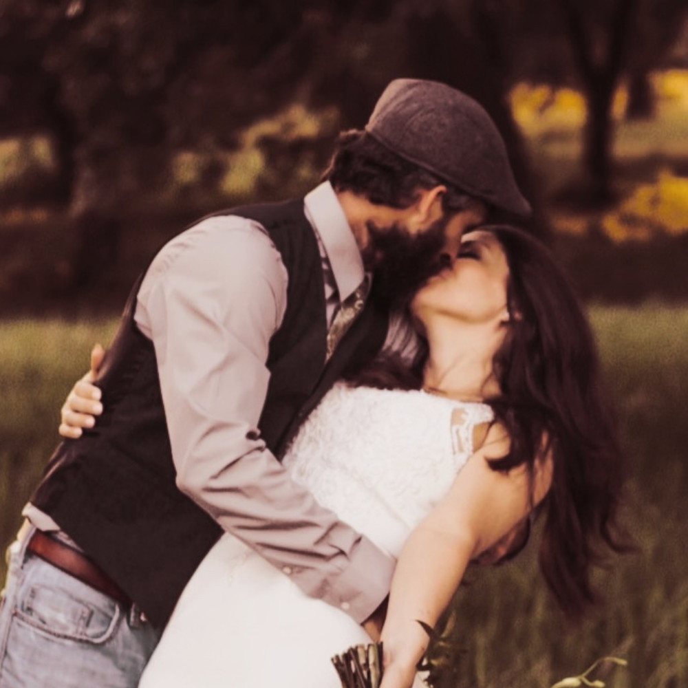 Meet your Posher, Dominica